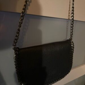 Chic Black Chain Shoulder Bag